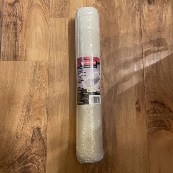 Rubbermaid Commercial 1982726 Safti Grip Latex-Free Vinyl Bath Mat - White New - Picture 1 of 3